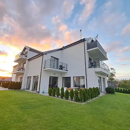 Alojamento de Acomodação e Pequeno-almoço Kardamon Władysławowo