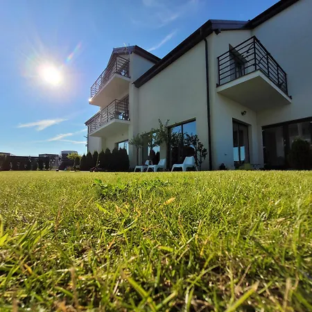 Alojamento de Acomodação e Pequeno-almoço Kardamon Władysławowo